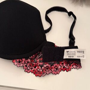 Wacoal Black and Pink Lace Bra